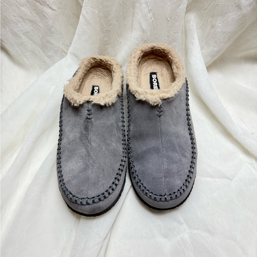 Sorel Men's Gray and Cream Loafers szie 7